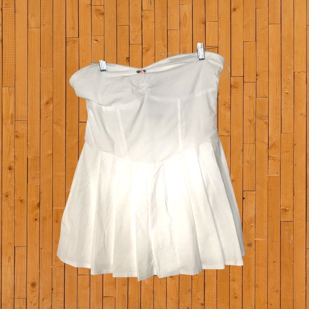 Women’s White Strapless Mini Dress/Pleated Skirt Summer Party Outfit New